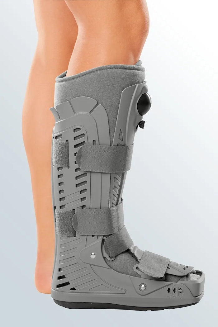 Botte d'immobilisation à coque rigide pneumatique protect.CAT Walker