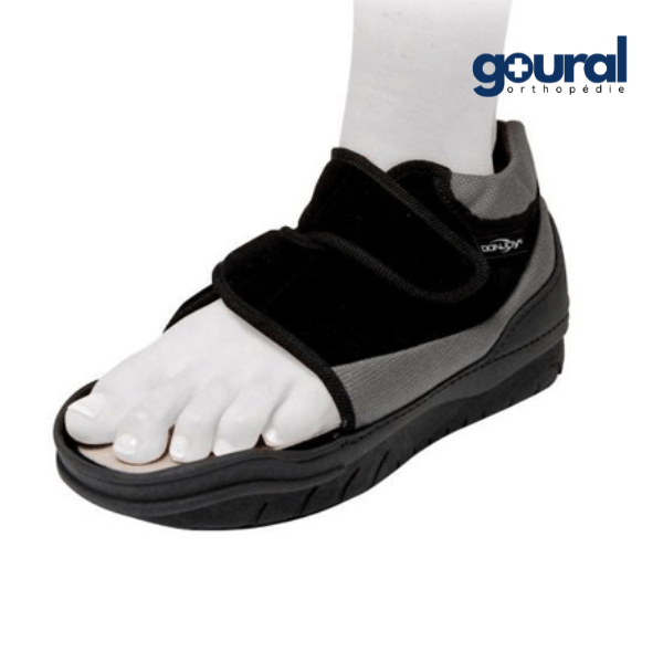 Podalux forefoot opening shoe