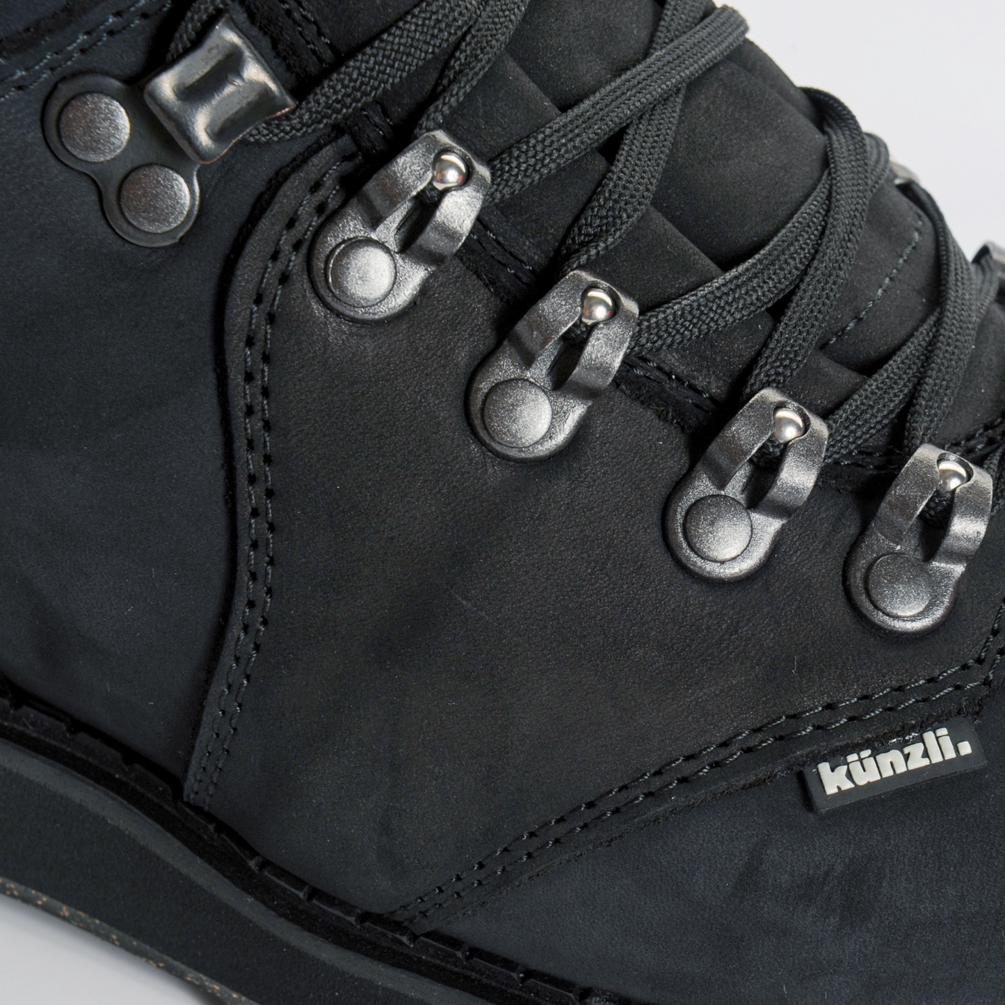 Ortho Safari Ankle Stabilization High Shoe