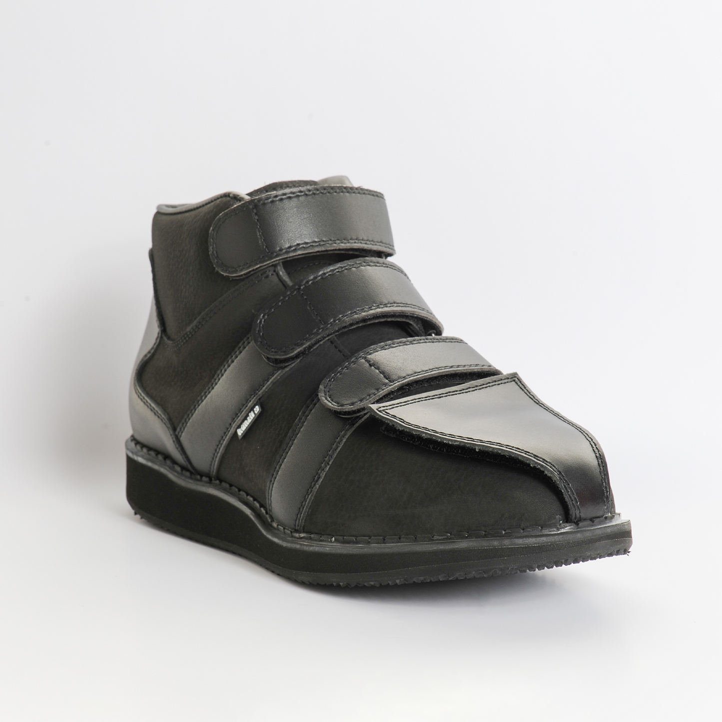 Open Light Ankle Stabilization Shoe