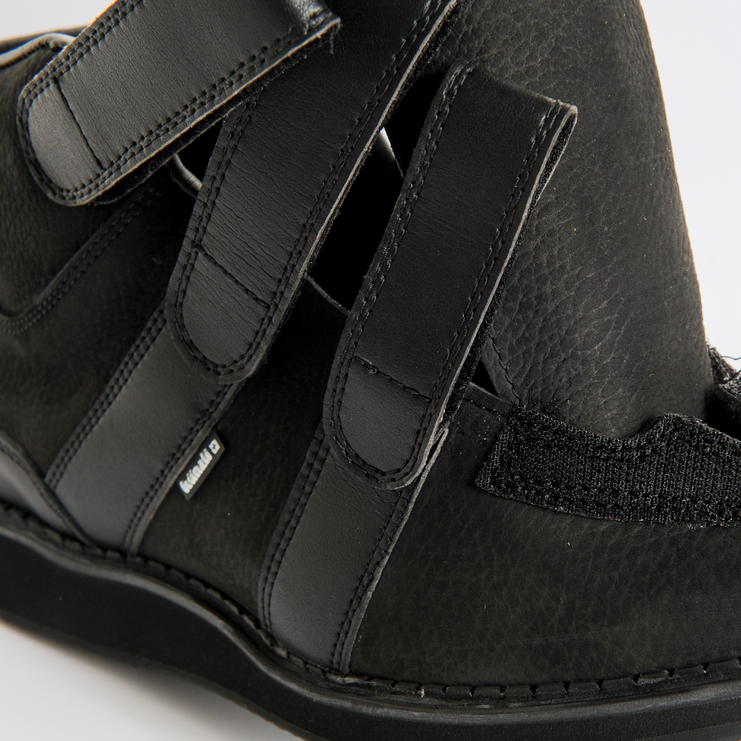 Open Light Ankle Stabilization Shoe