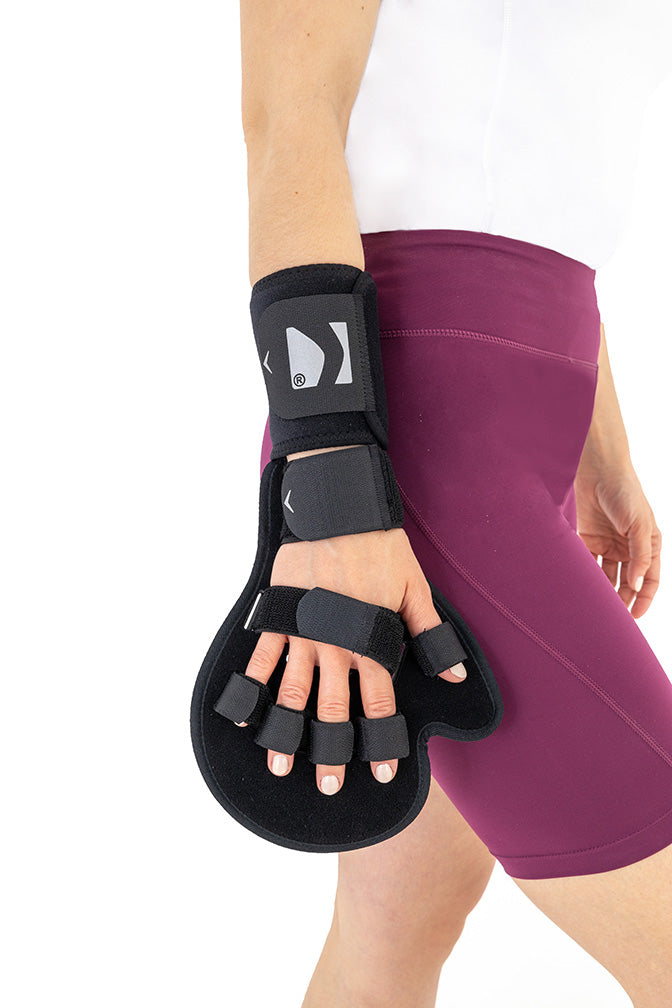 ABS hand orthosis and individual finger positioning version with wrist