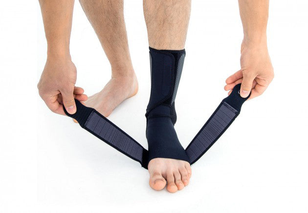 Foot lifter with two crossed elastic reminders