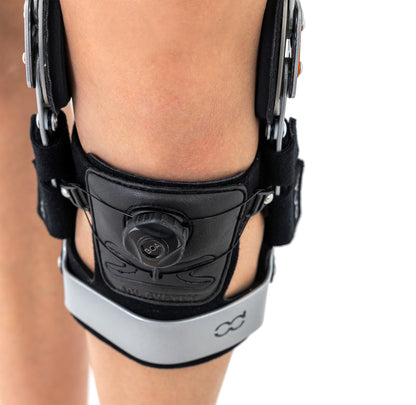 Attelle de genou articulée Atom LCA/CCA