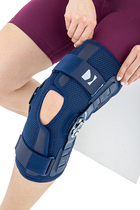 Genouillère ligamentaire ouverture totale 2R Anatomic i