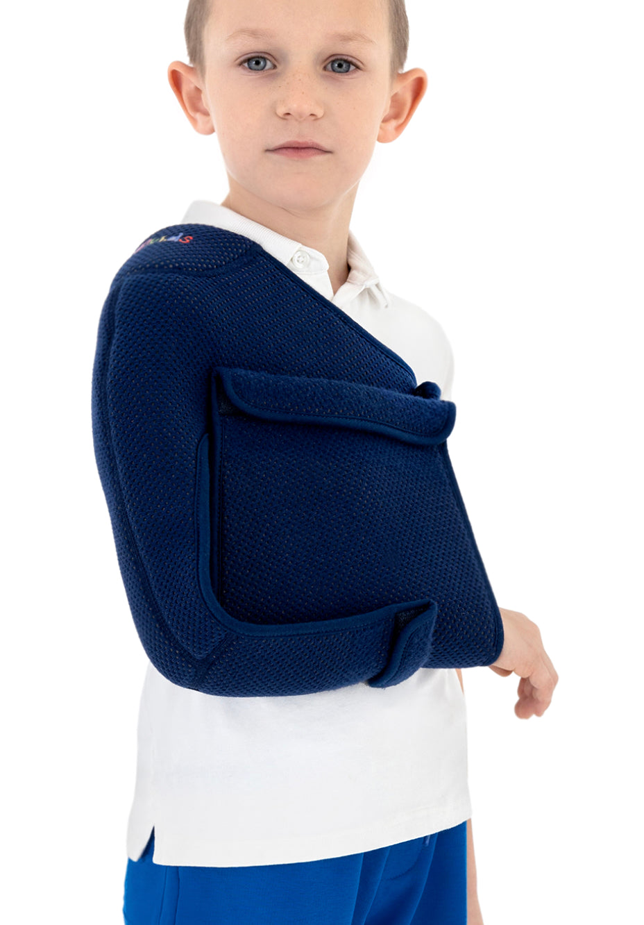 Pediatric shoulder immobilization vest
