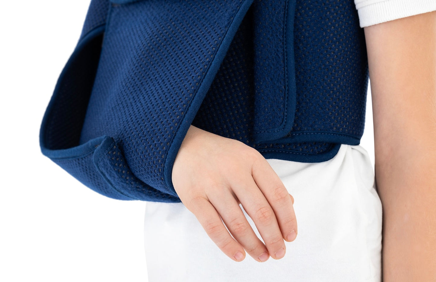 Pediatric shoulder immobilization vest