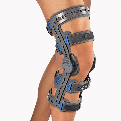 Orthèse-attelle de genou pour la stabilisation de l'articulation du genou et genu recurvatum