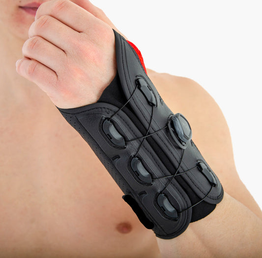 Orthèse d'immobilisation du poignet BOA